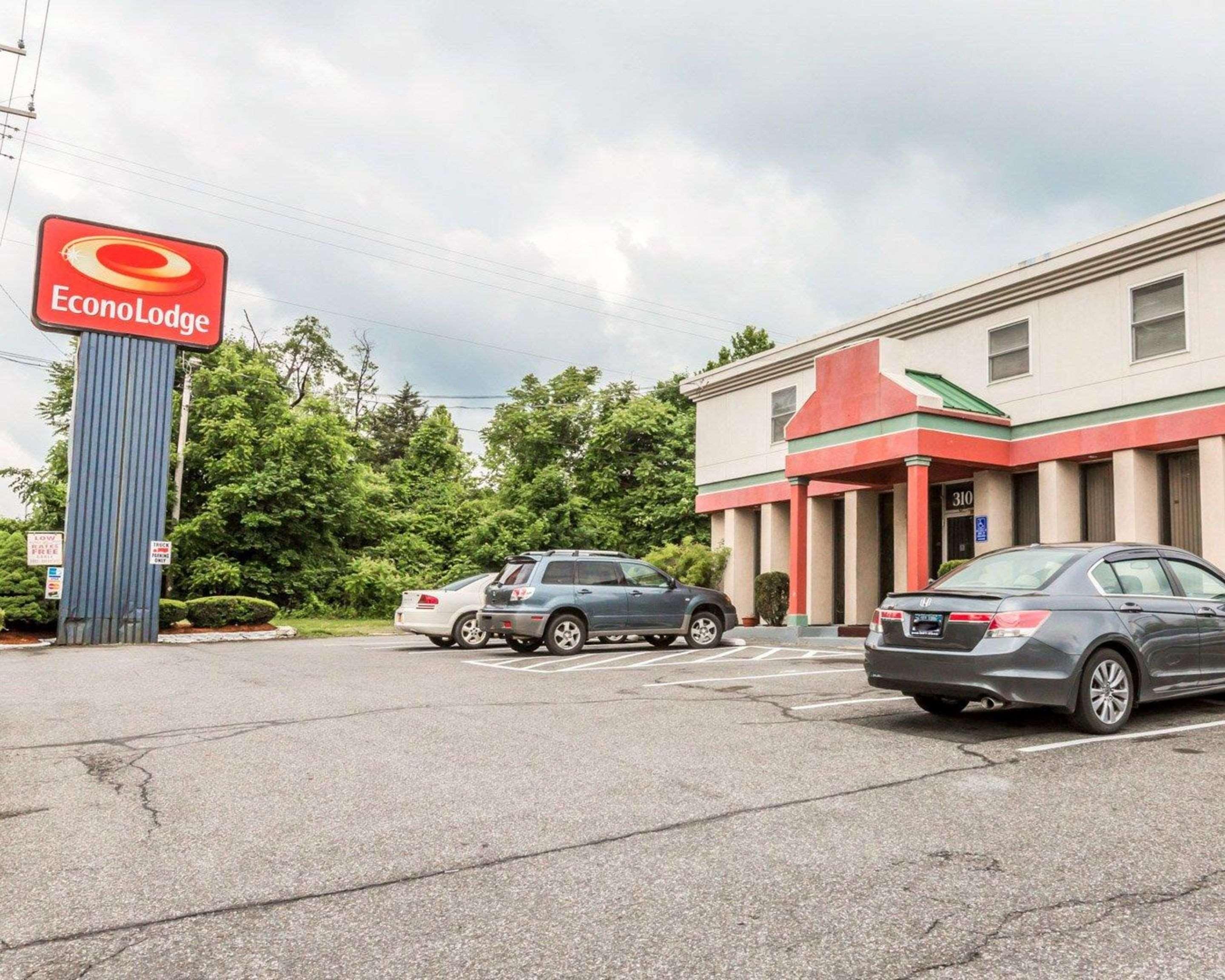 Econo Lodge Stewart International Airport New Windsor Extérieur photo