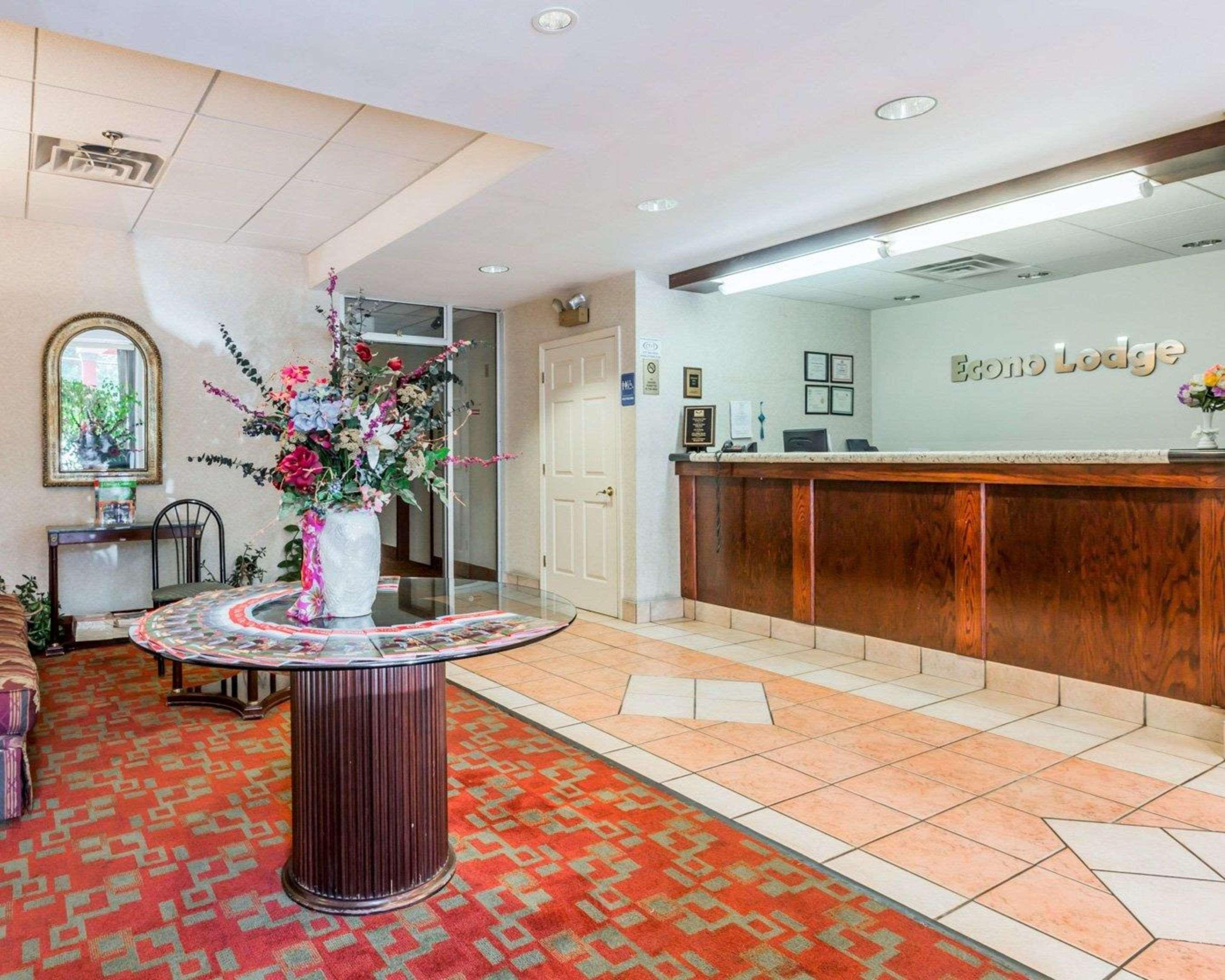 Econo Lodge Stewart International Airport New Windsor Extérieur photo