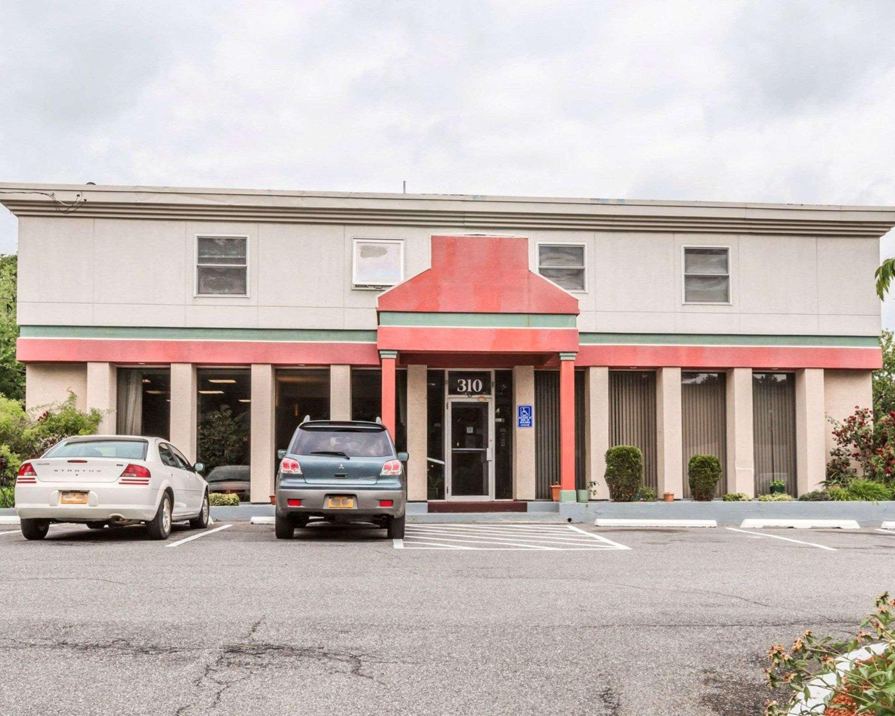 Econo Lodge Stewart International Airport New Windsor Extérieur photo